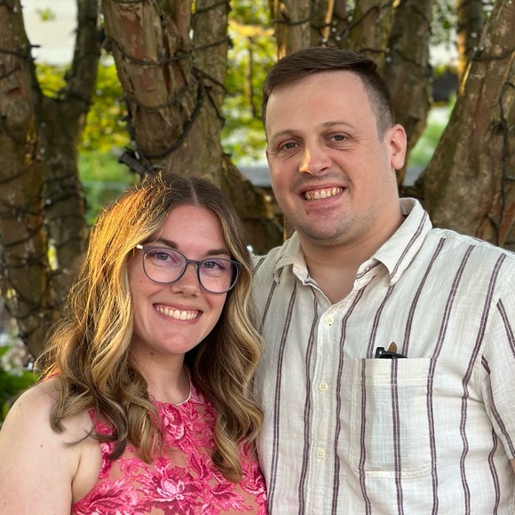 Profile Picture of Mackenzie Enterline (@kenziefennell) on Poshmark