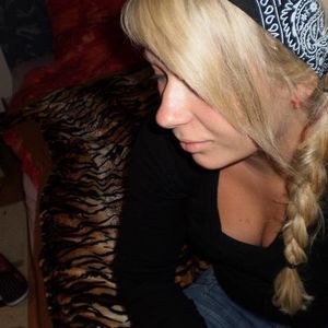 Profile Picture of Eva Hammer (@eva.hammer) on Myspace