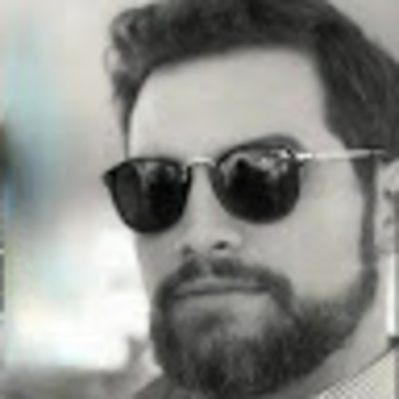 Profile Picture of Tony Gallardo (@togny) on Poshmark