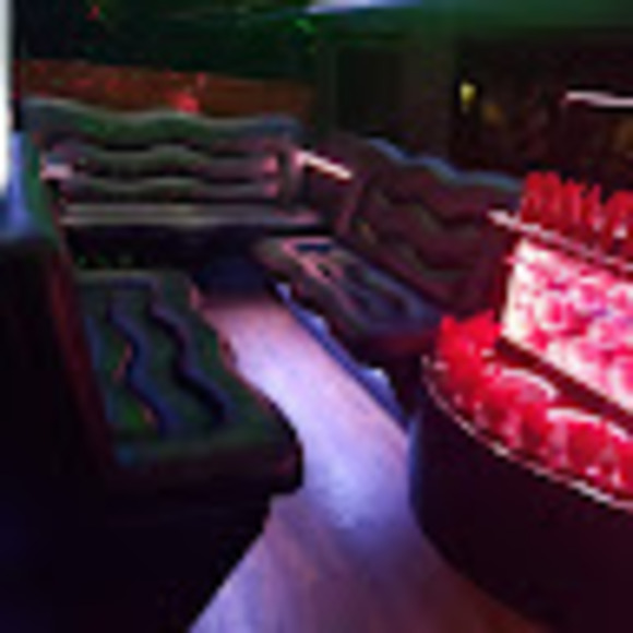 Profile Picture of Amber Gibson naccarato (@ambirskye) on Poshmark