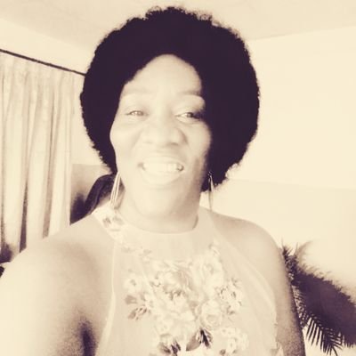 Profile Picture of Stella Godwin-Ewulu (@stellagodwin) on Twitter