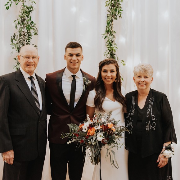 Profile Picture of Bethany Mazik (@bmazee05) on Poshmark