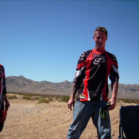 Profile Picture of Matthew Mcquesten (@matt_513) on Poshmark