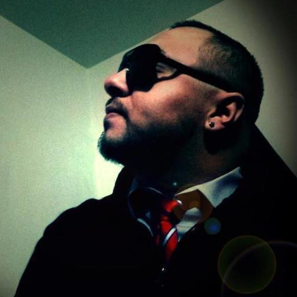 Profile Picture of Steve Escobar (@steveeskoe) on Poshmark
