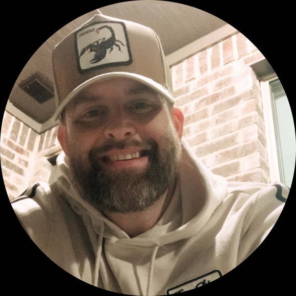 Profile Picture of Jeff Blair (@heavy_handz) on Poshmark