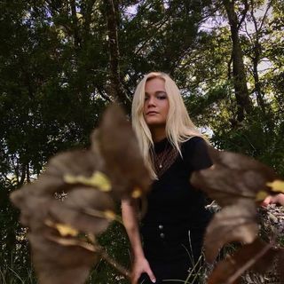 Profile Picture of Belle Clark (@belle.clark.9279) on Facebook