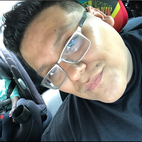 Profile Picture of Michael Coria (@mcoria_92) on Poshmark