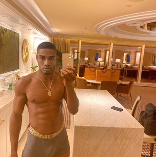 King J. Vanderbilt - Facebook Profile Picture of King J. Vanderbilt (@king.vanderbilt) on Facebook