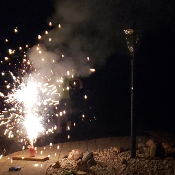 Profile Picture of Joy Conley (@jconley002000) on Poshmark