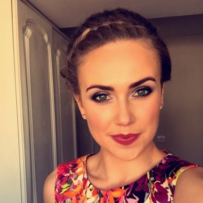 Profile Picture of Kate Barry (@katebarry1990) on Twitter