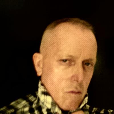 Profile Picture of Robert Lowry (@robertlowrynow) on Twitter