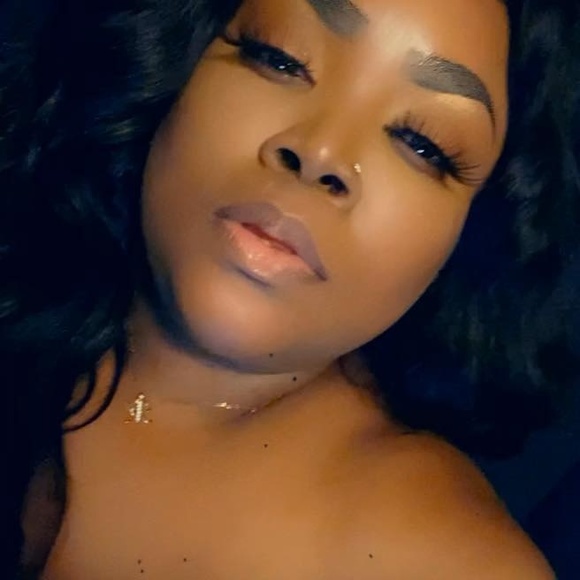 Profile Picture of Morgan diiva Haymes (@saintleaux) on Poshmark