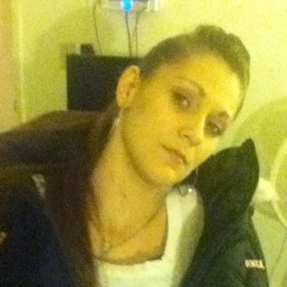 Profile Picture of Valerie Chrysler (@loka707) on Poshmark