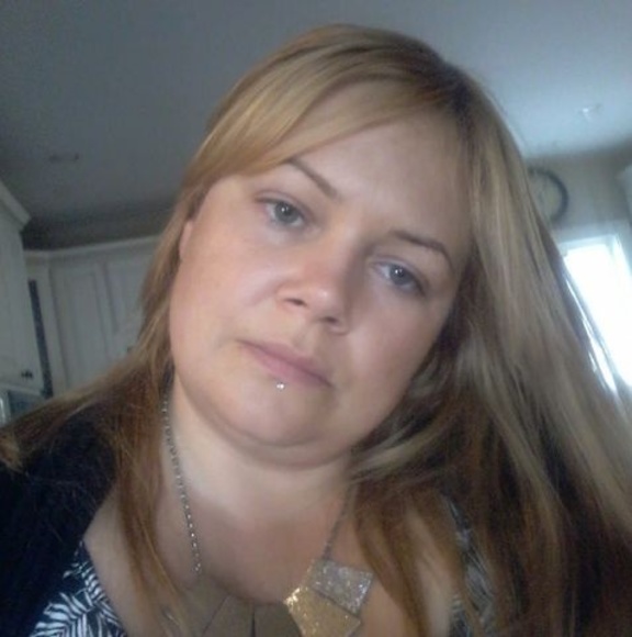 Profile Picture of Cara Schenone (@caraschenone35) on Poshmark