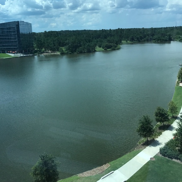 Profile Picture of Tamesha Mcgrew (@tameshajazz) on Poshmark