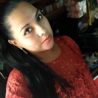 Profile Picture of Esperanza Molina (@esperanza311987) on Twitter