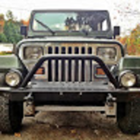 Profile Picture of Jesse Houle (@jessehoule) on Poshmark