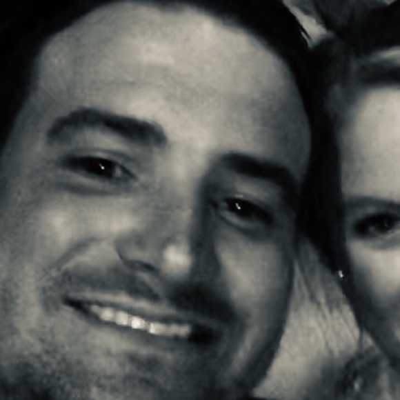 Profile Picture of Jeff Stewart (@jeffleestewart) on Poshmark