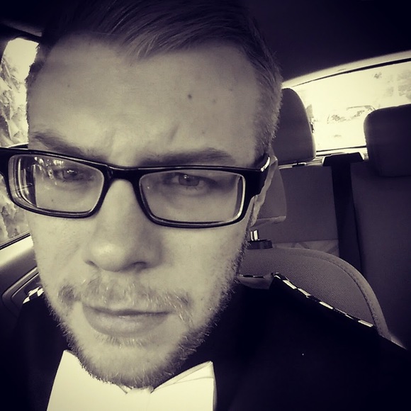 Profile Picture of Nathan Miles (@nastea_nate) on Poshmark