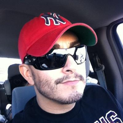 Profile Picture of Robert Sotelo (@obi_chyzle) on Twitter