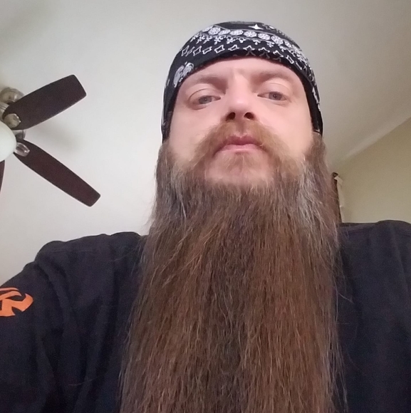 Profile Picture of Jason Umbaugh (@cantonchronic13) on Poshmark