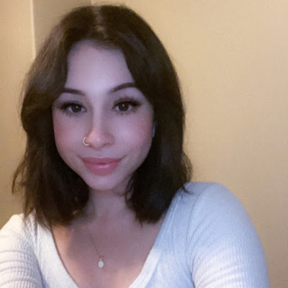 Melanie Pallotti - Poshmark Profile Picture of Melanie Pallotti (@melxannx) on Poshmark