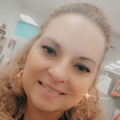 Profile Picture of Chris Wegrzyn (@lucycw66) on Twitter