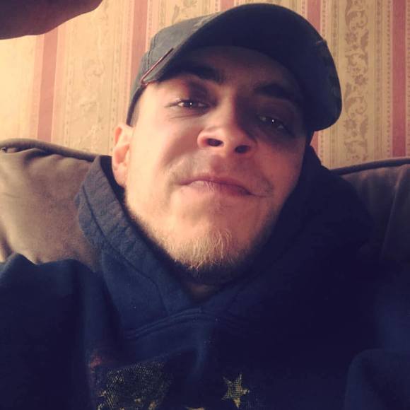 Profile Picture of Andrew Ketchem (@andrewketchem) on Poshmark