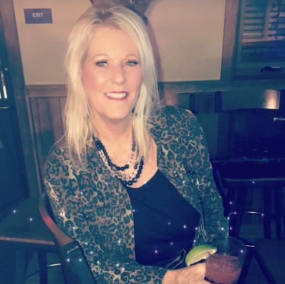 Erin Corkran - Poshmark Profile Picture of Erin Corkran (@examiner) on Poshmark