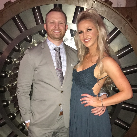 Profile Picture of Megan Watowicz (@meganwatowicz) on Poshmark