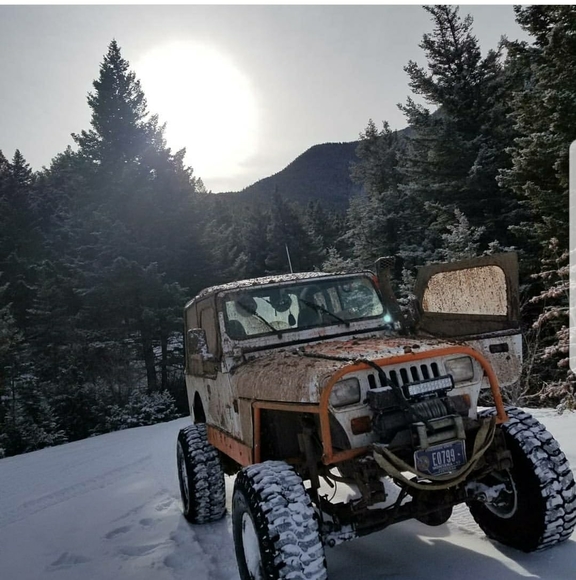 Profile Picture of Riley Komarek (@rdkomarek) on Poshmark