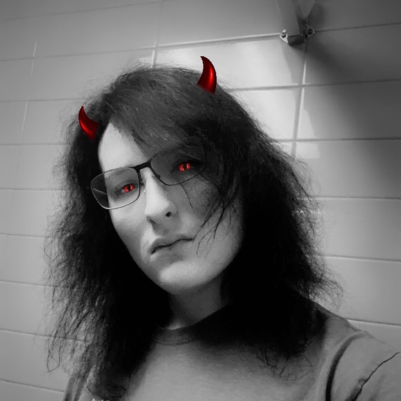 Tyler Harland - Poshmark Profile Picture of Tyler Harland (@tylerharland) on Poshmark