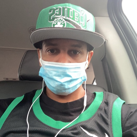 Profile Picture of George Jackson (@georgejackso171) on Poshmark