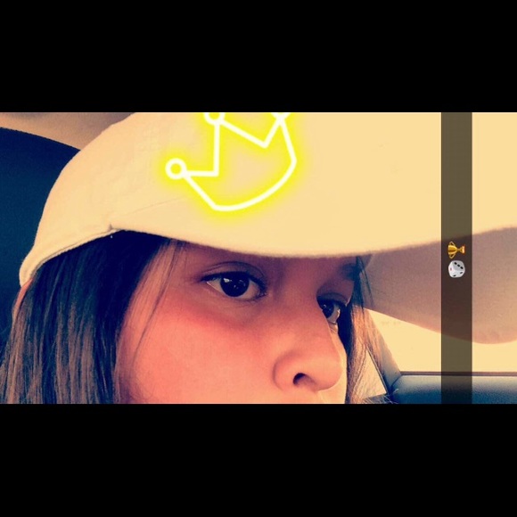 Profile Picture of Alexis Alamo (@alexis_wavy05) on Poshmark