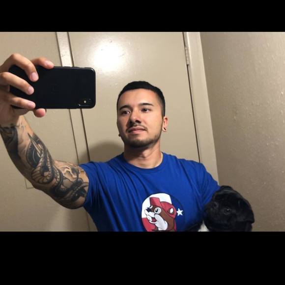 Profile Picture of Armando Sanchez (@z33armando) on Poshmark