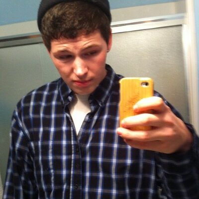 Profile Picture of Michael Louks (@mLx1990xx) on Twitter