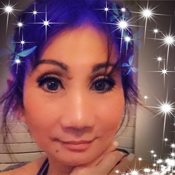 Profile Picture of Oanh Oanh (@arielle2158) on Poshmark