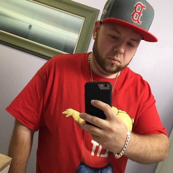 Profile Picture of Jeremy Dahlquist (@jeremydahlquist) on Poshmark