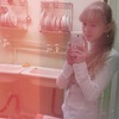 Profile Picture of Theresa Singleton (@AlexinaTheresa) on Twitter