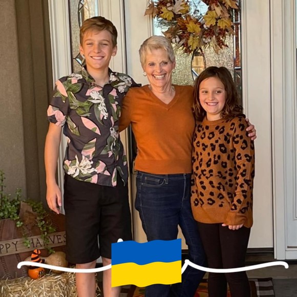 Profile Picture of Sandy Swanson (@sandys241) on Poshmark