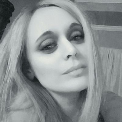 Profile Picture of Kristen Hill (@alphas_girl) on Twitter