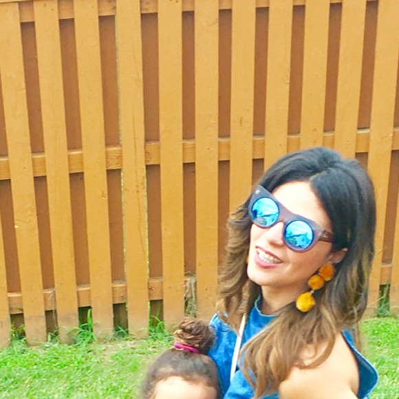 Profile Picture of Amira Aly (@mirrato) on Poshmark