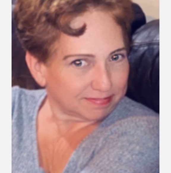 Profile Picture of Nancy Duffy (@nancylee6681) on Poshmark