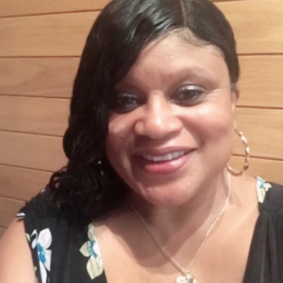 Profile Picture of Carol Bush (@sexyccarol) on Poshmark