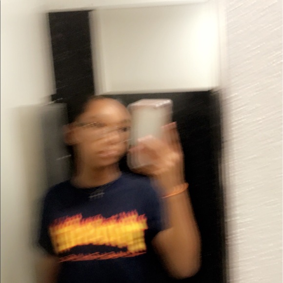 Profile Picture of Lola Daniels (@lolagdaniels) on Poshmark