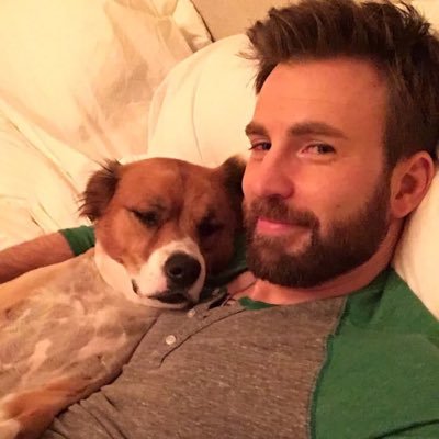 Profile Picture of CHRIS EVANS Fan Club (@ChrisEvansphoto) on Twitter