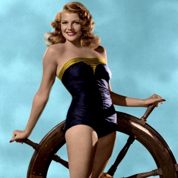 Profile Picture of Anna Promey-fallot (@lucile0608) on Poshmark