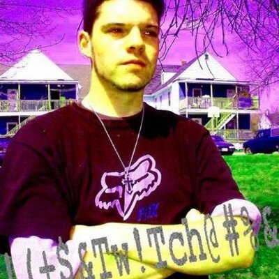 Profile Picture of Corey Driscoll (@SillyPepsi) on Twitter