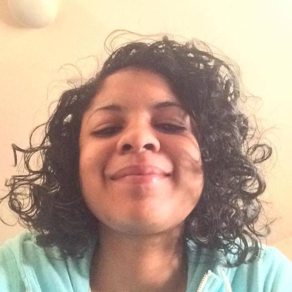 Profile Picture of Anna Rice (@flybutta1) on Poshmark