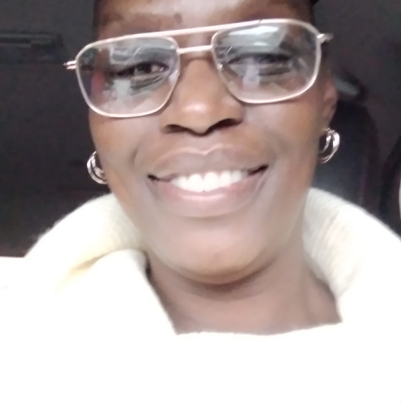 Profile Picture of Tameki Ellerbee (@tameki) on Poshmark